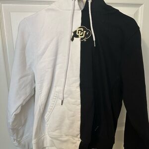 The University of Colorado CU Boulder Black and White Sweatshirt